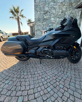 Honda GL 1800 Gold Wing 50° Anniversario