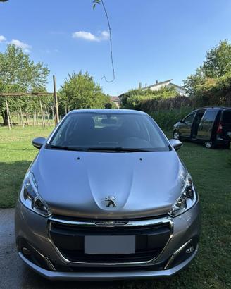 PEUGEUT 208 per neopatentati