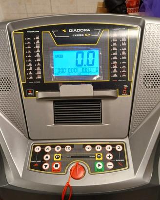 Tapis Roulant Diadora Excess 5.7 18 Km/h Speaker M