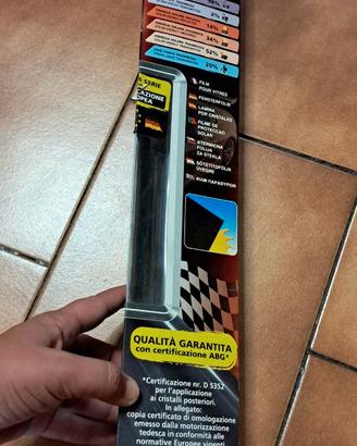 Pellicola atermica oscurante cristalli auto Lampa