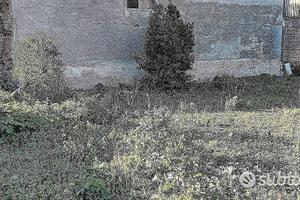 Casa Terrana con Terreno Edificabile Gravina