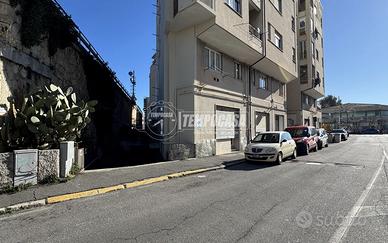 VIA FRANCESCO CILEA- BOX DI AMPIA METRATURA