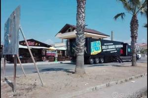 Locale sul lungomare di Gioia Tauro