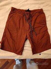 pantaloncini corti 