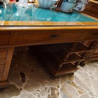 Scrivania antica da centro 