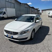 Volvo V60 solo 120 mila km Momentum fullll