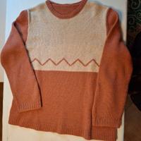 Maglia in pura lana fatta a mano