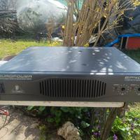 finale amplificatore behringer 4000