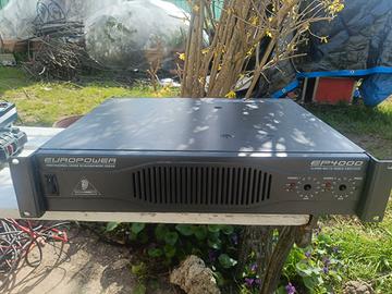 finale amplificatore behringer 4000