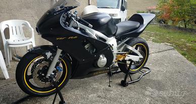 Yamaha Yzf r6