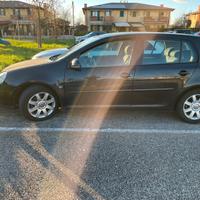 VW Golf 5 1.6FSI
