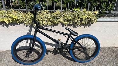 BMX MBM U+N-O 20" nera/blu