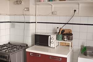 Stanza singlo 210 ragazza lavoratrice