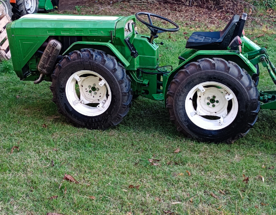 Trattore Ferrari 75, 30cv, idroguida , con fresa