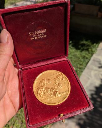 Medaglia primi '900  cinofilia con custodia 