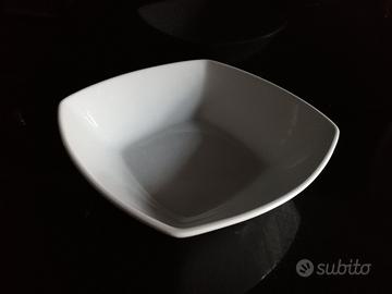 Zuppiera bianca in ceramica Royal Porcelain