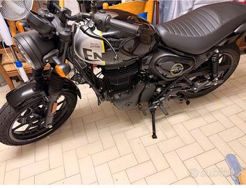 2025 Royal Enfield HNTR 350