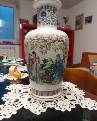 Vaso Cinese in Porcellana Decorata altezza 35 cm
