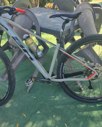 Mountain Bike BH Spike 2.0 29" - Shimano Deore 10v