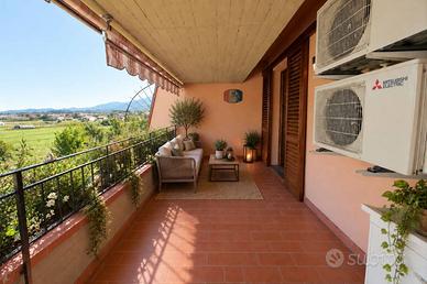 Appartamento di 64 m² con 3 locali e box auto a Se