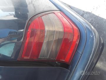 STOP FANALE POSTERIORE DESTRO MERCEDES Classe C S.