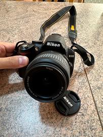 Nikon d3000 + ottica 18-55