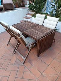 tavolo da esterno + sedie a sdraio 