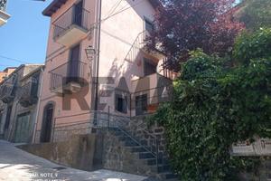 Casa Indipendente - Malvagna