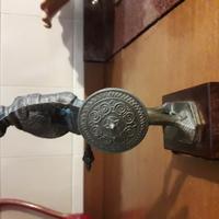 Statuetta guerriero antico