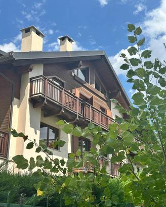 Appartamento di 165 m² con più di 5 locali e box a