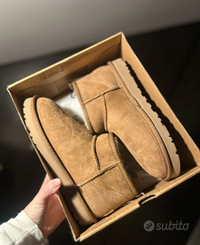 Stivaletti corti da donna UGG Classic Mini EU 38