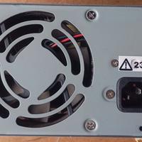 Alimentatore PC BESTEC ATX-1956F 5187-1061 200W.

