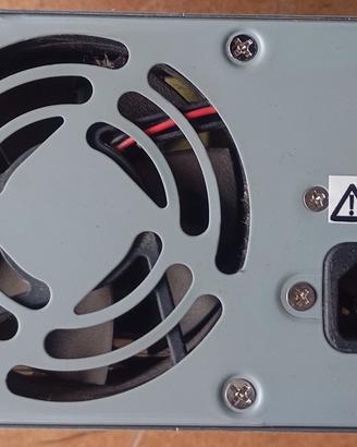 Alimentatore PC BESTEC ATX-1956F 5187-1061 200W.

