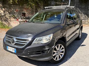 Volkswagen Tiguan 2.0 TDI DPF 4MOTION Track & Fiel