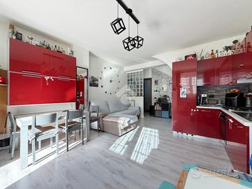VILLA A SCHIERA A LABICO