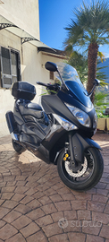 Yamaha T max 500