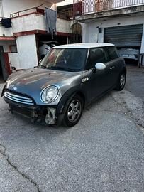 Mini one D 1.6 90 cavalli MARCIANTE