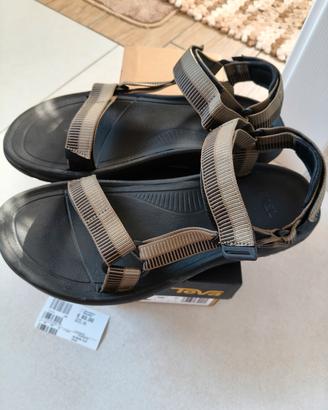 Sandali Teva tg. 43