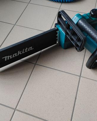 Sega elettrica Makita