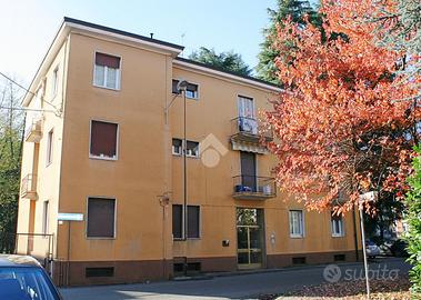 2 LOCALI A CARATE BRIANZA