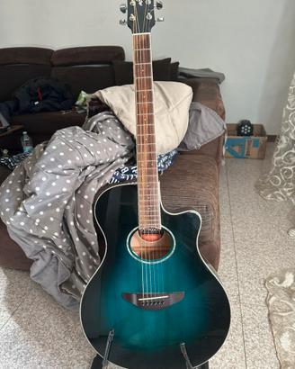 Chitarra Yamaha APX600
