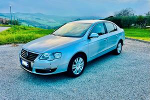 VW PASSAT 2.0 TDI BERLINA