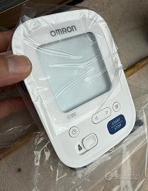 Omron m3 misuratore di pressione mai usato