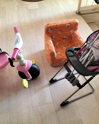 Triciclo poltrona seggiolone passeggino giocattolo