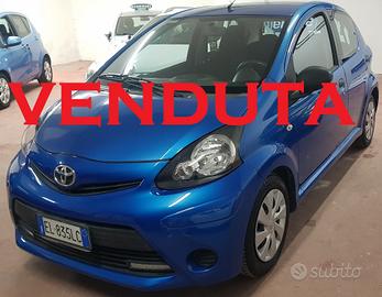 TOYOTA AYGO 1.0 5P LOUNGE CONNECT 08/2012