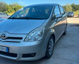 Toyota Corolla Verso 2.2 16V D-4D Sol