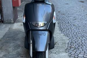 Aprilia Scarabeo 500 Light