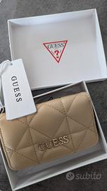 Portafoglio donna Guess
