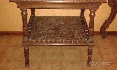 Coppia tavolini d'epoca