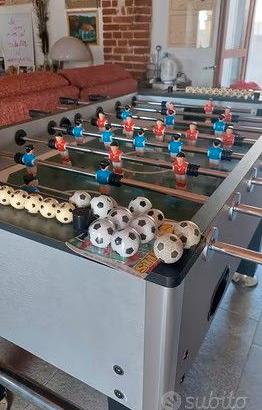 Calcio Balilla con palline e manuale